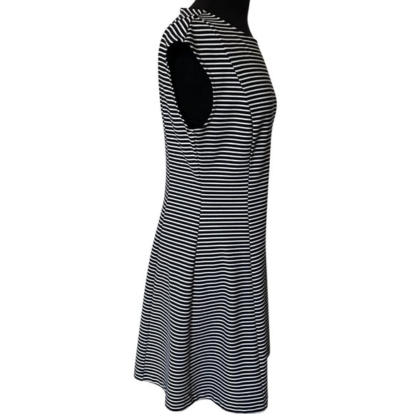 Women's GAP Brand Fit & Flare Dress Knee Length Black White Striped Size 12 - Picture 15 of 16